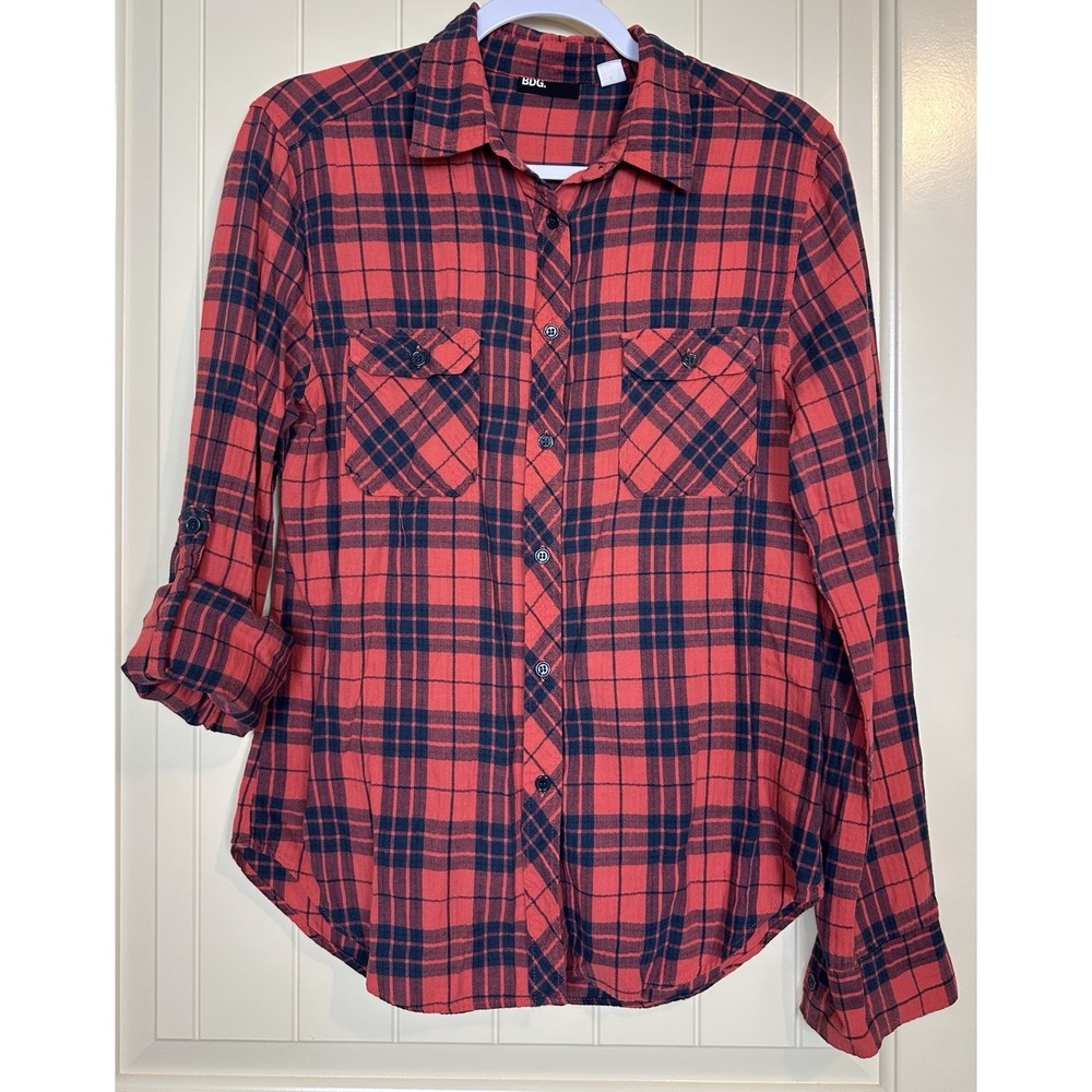 BDG Womens Plaid Shirt Sze M Red Button Down Roll Tab Long Sleeve GUC